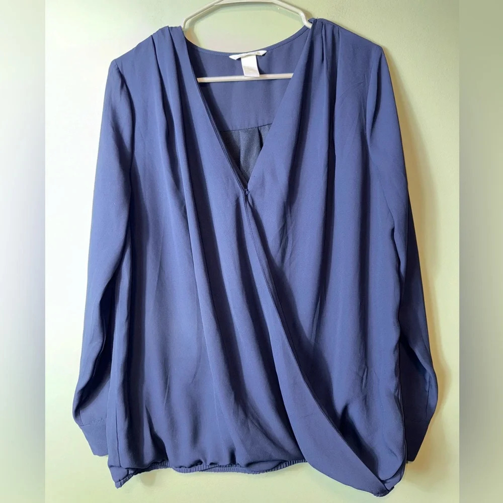 H&M Mama Women’s Blouse‎ Long Sleeve Nursing  Size Medium Navy